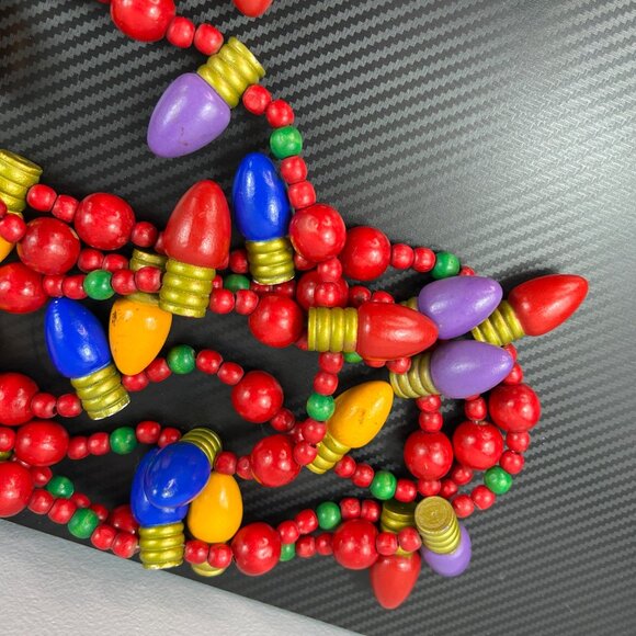 VTG 80’s Wood Bead & Christmas Light Bulb Shaped Garland Multi-Color 23 Ft Total - Picture 5 of 12
